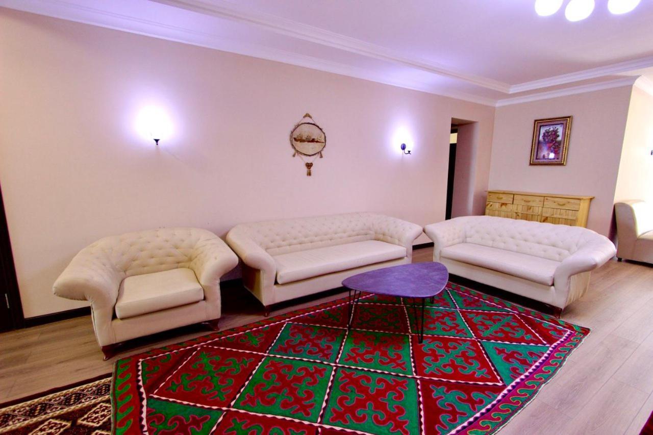 Muras Hotel Каракол Экстерьер фото