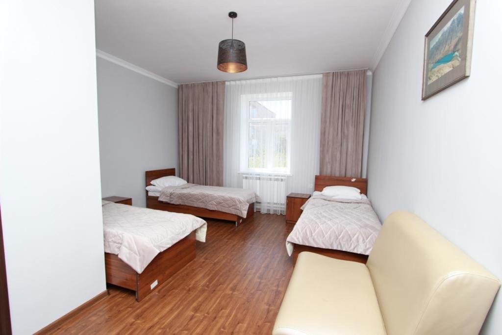 Muras Hotel Каракол Экстерьер фото